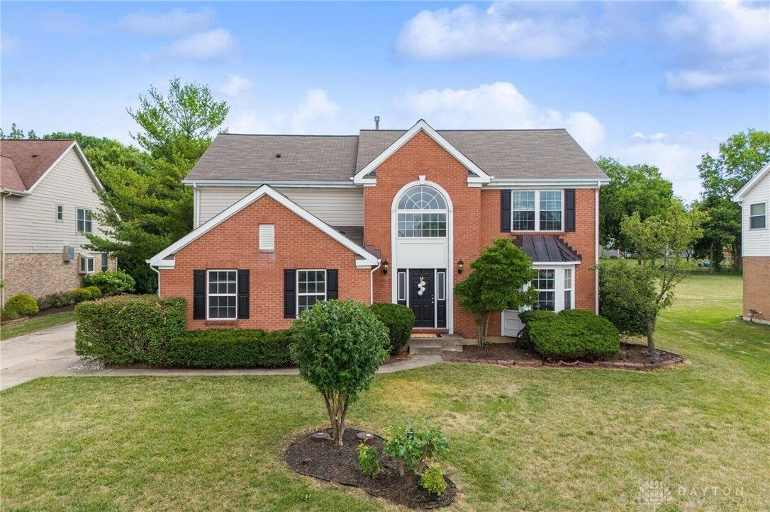 Property Photo: 8124 Julian Place OH 45458