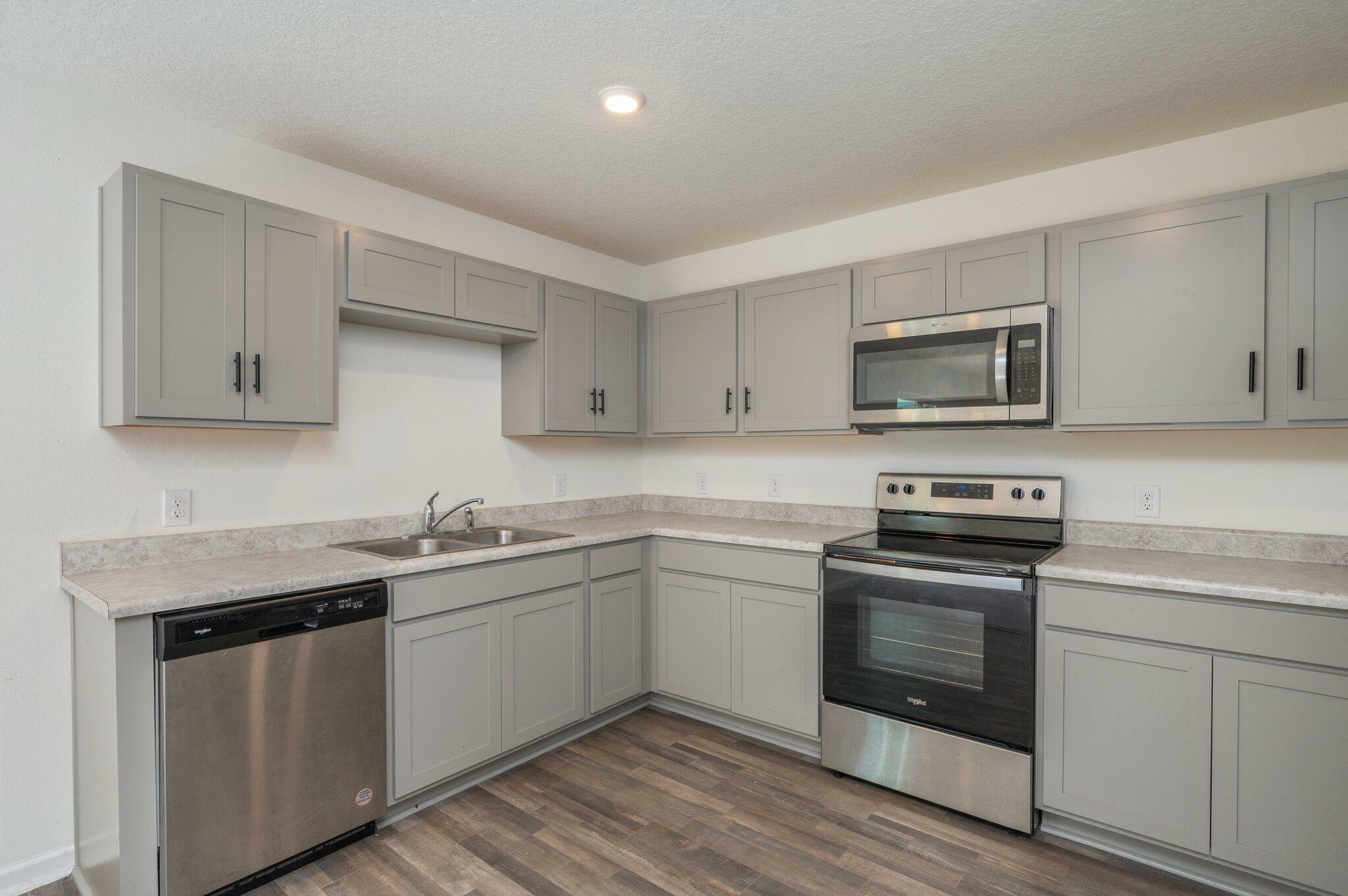 Property Photo: 4378 Jitterbug Street FL 32583