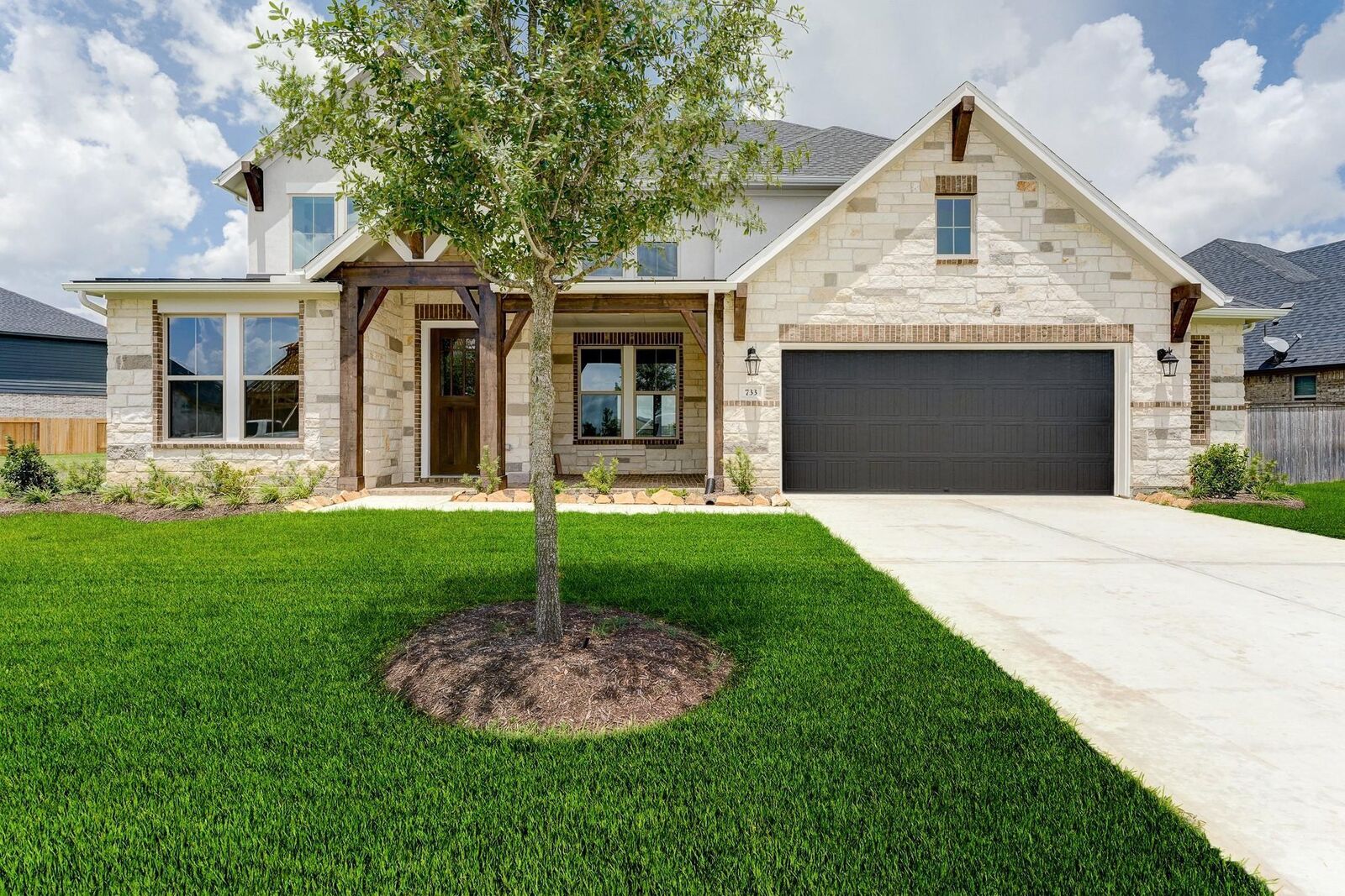 Property Photo:  733 Corbin Crest Trail  TX 77571 