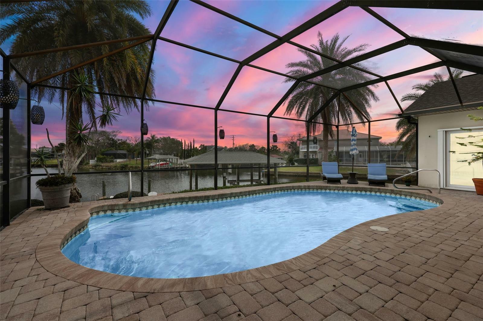 Property Photo: 6 Cayuse Court FL 32137