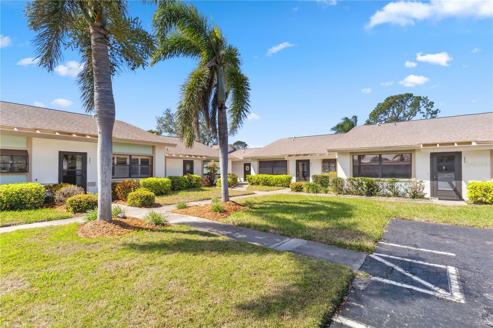 Property Photo:  6425 Heritage Lane  FL 34209 