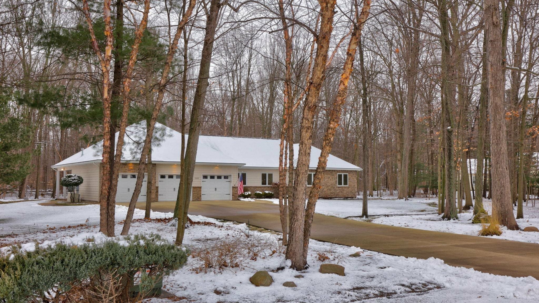 Property Photo:  9102 Old Hickory Lane  MI 48768 