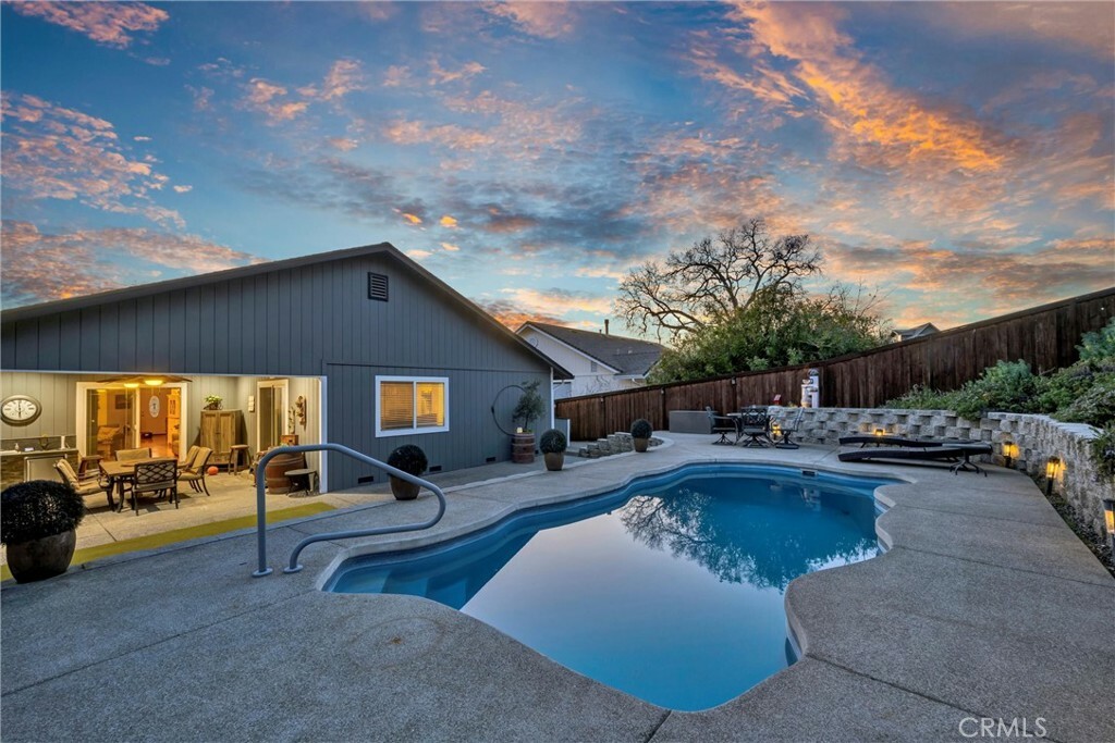 18374 Hidden Valley Road  Hidden Valley Lake CA 95467 photo