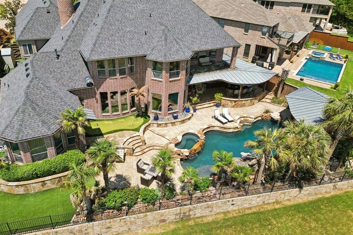 Property Photo: 1150 Crestcove Drive TX 75087