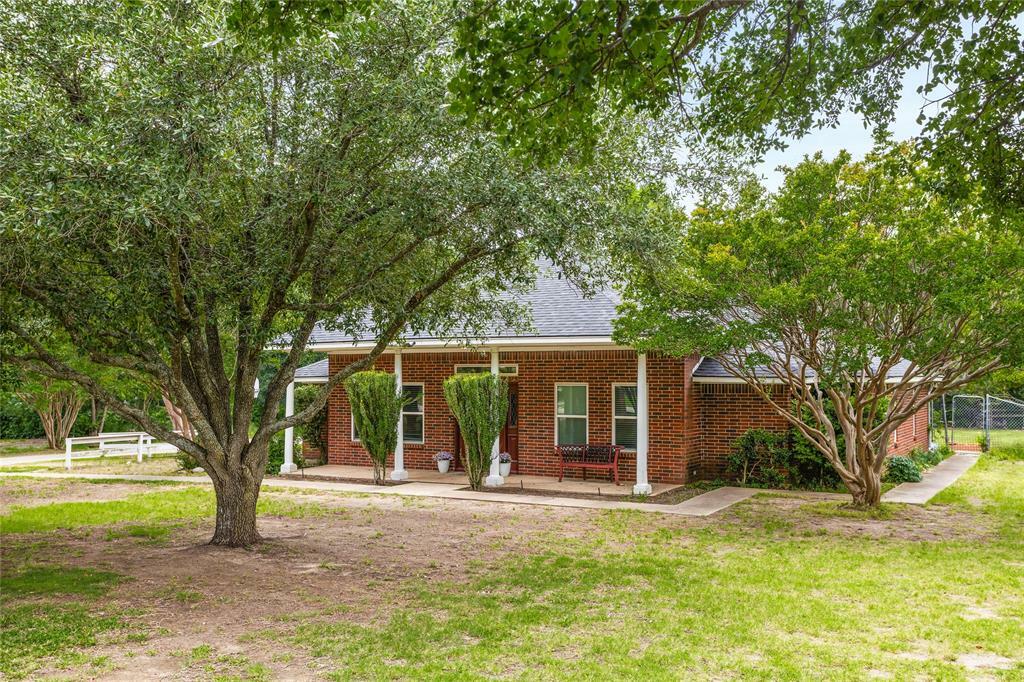 Property Photo: 230 Holder Trail TX 75071