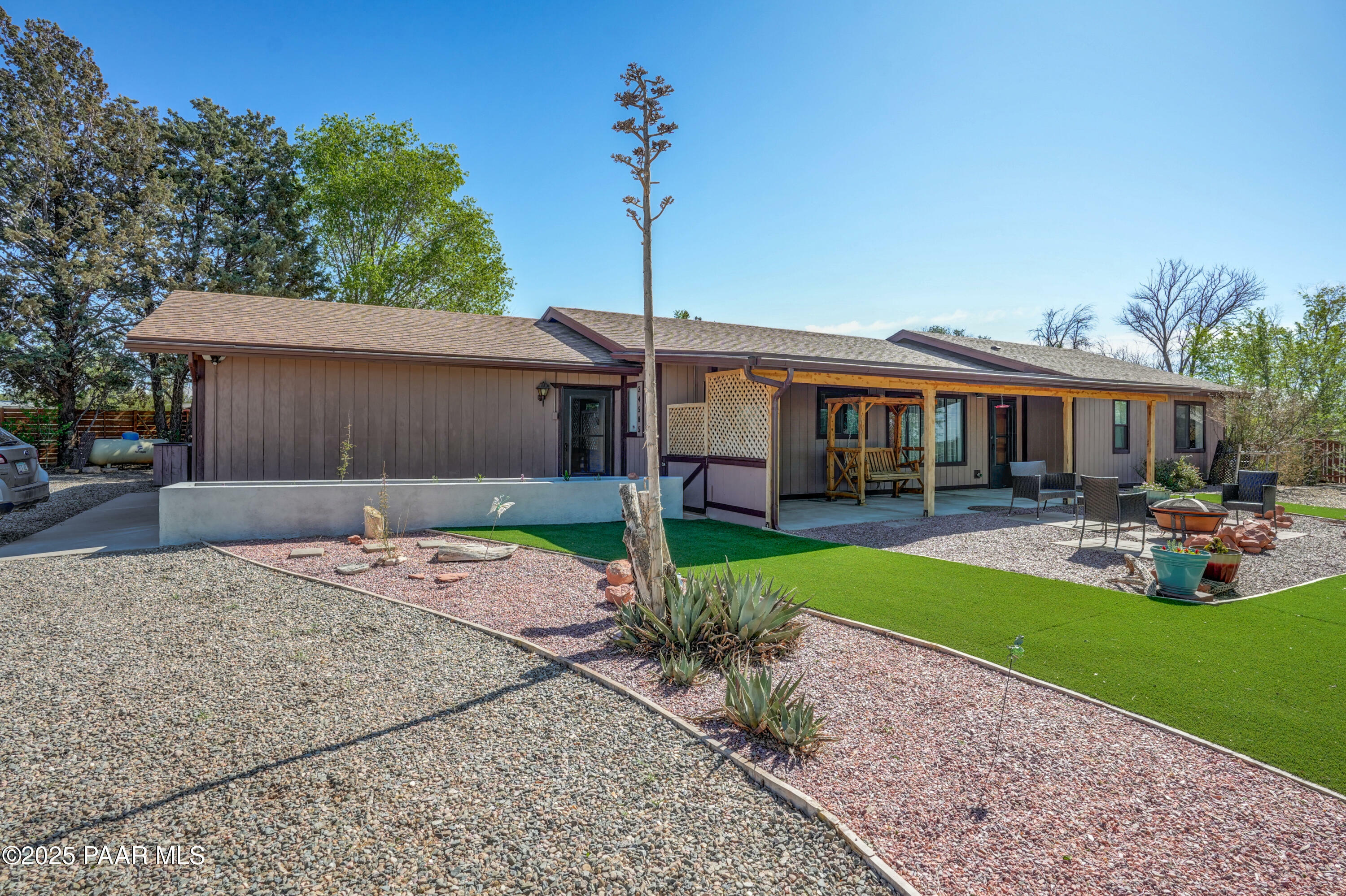 Property Photo: 24585 N Catalina Street AZ 86334