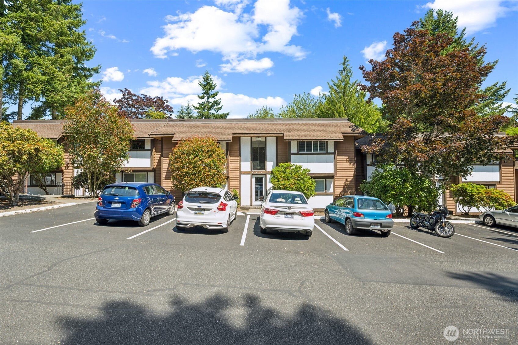 Property Photo:  7311  224th Street SW C5  WA 98026 