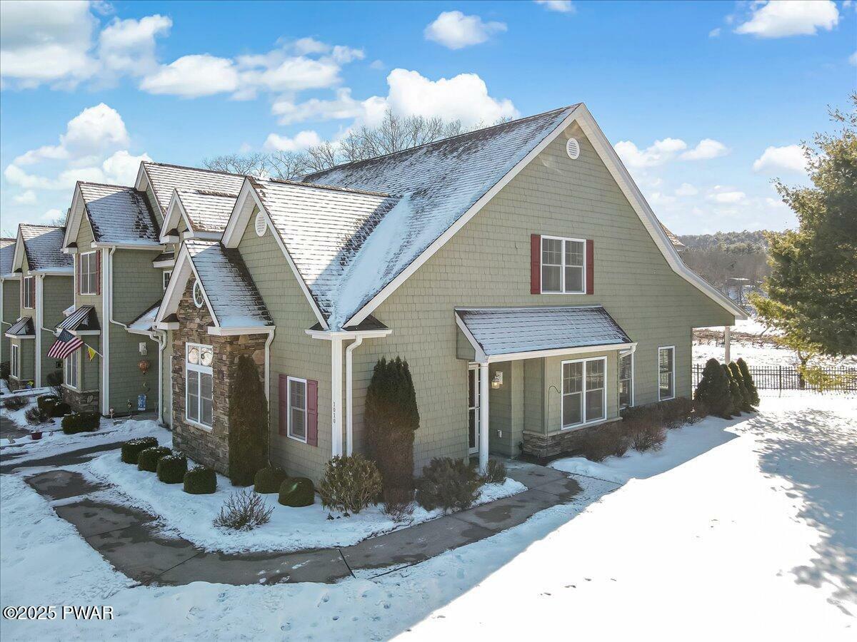 Property Photo: 1010 Macintosh Way PA 18336