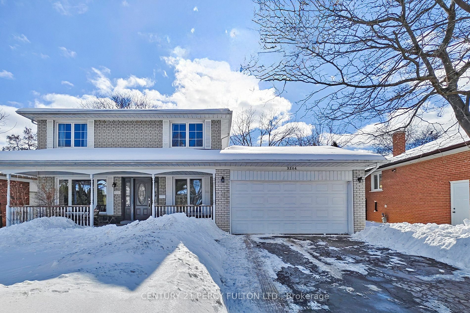 3284 Lonefeather Cres  Mississauga ON L4Y 3G5 photo