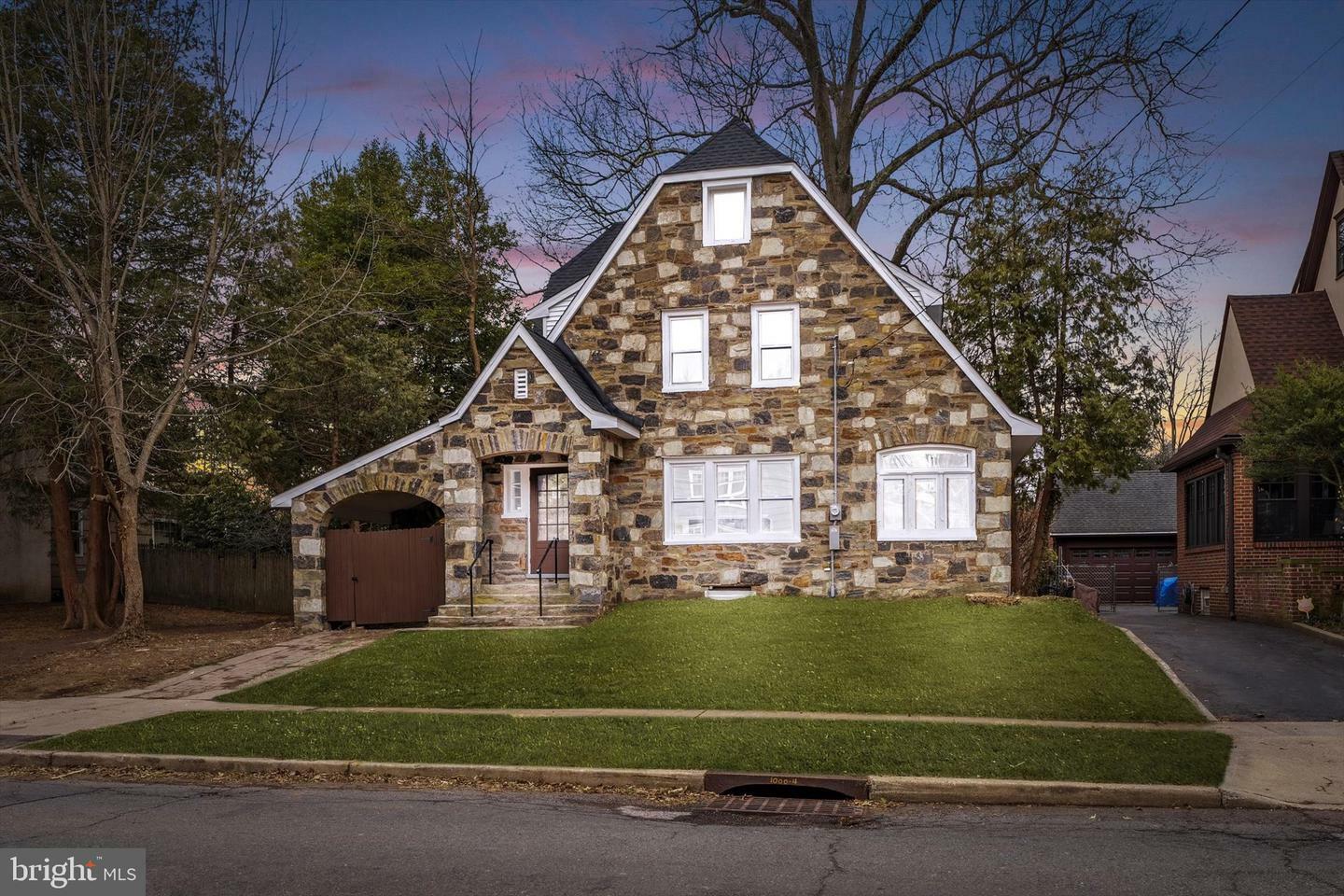 Property Photo:  117 Morningside Drive  NJ 08618 