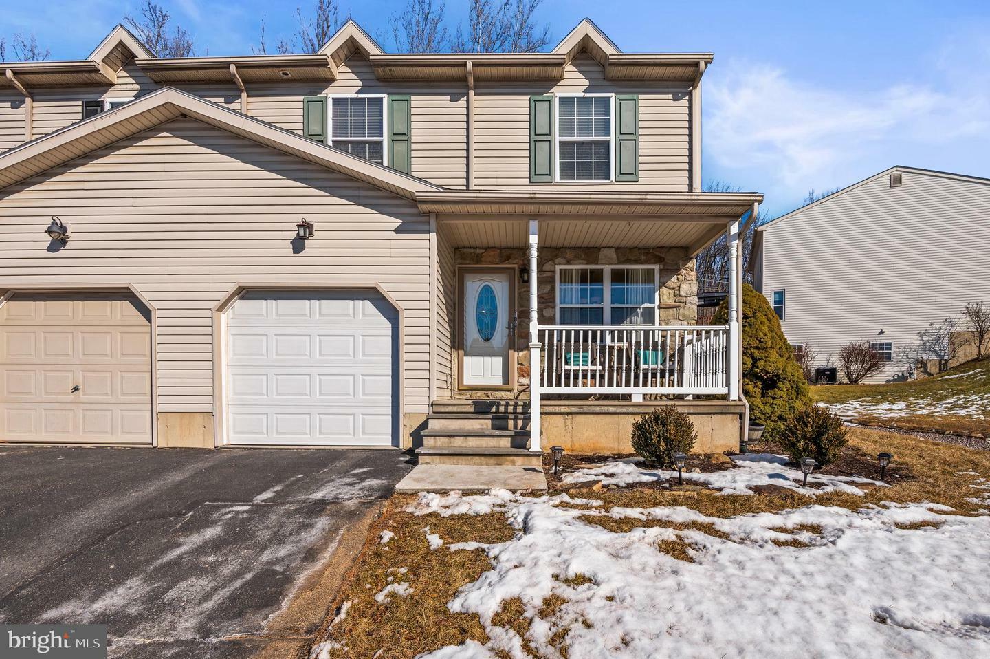 Property Photo:  103 Frank Dr  PA 18067 