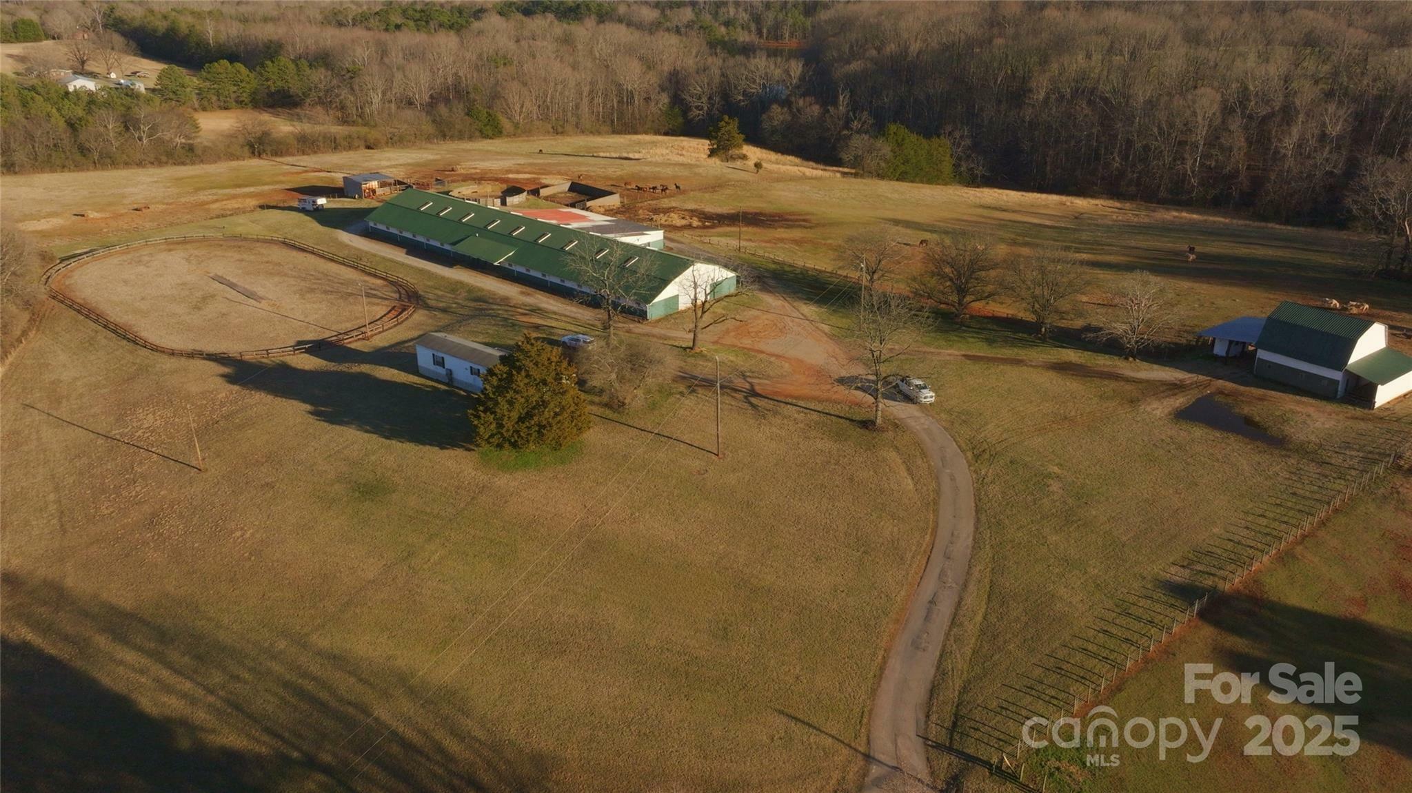 Property Photo: 2137 Old Latter Road NC 28658