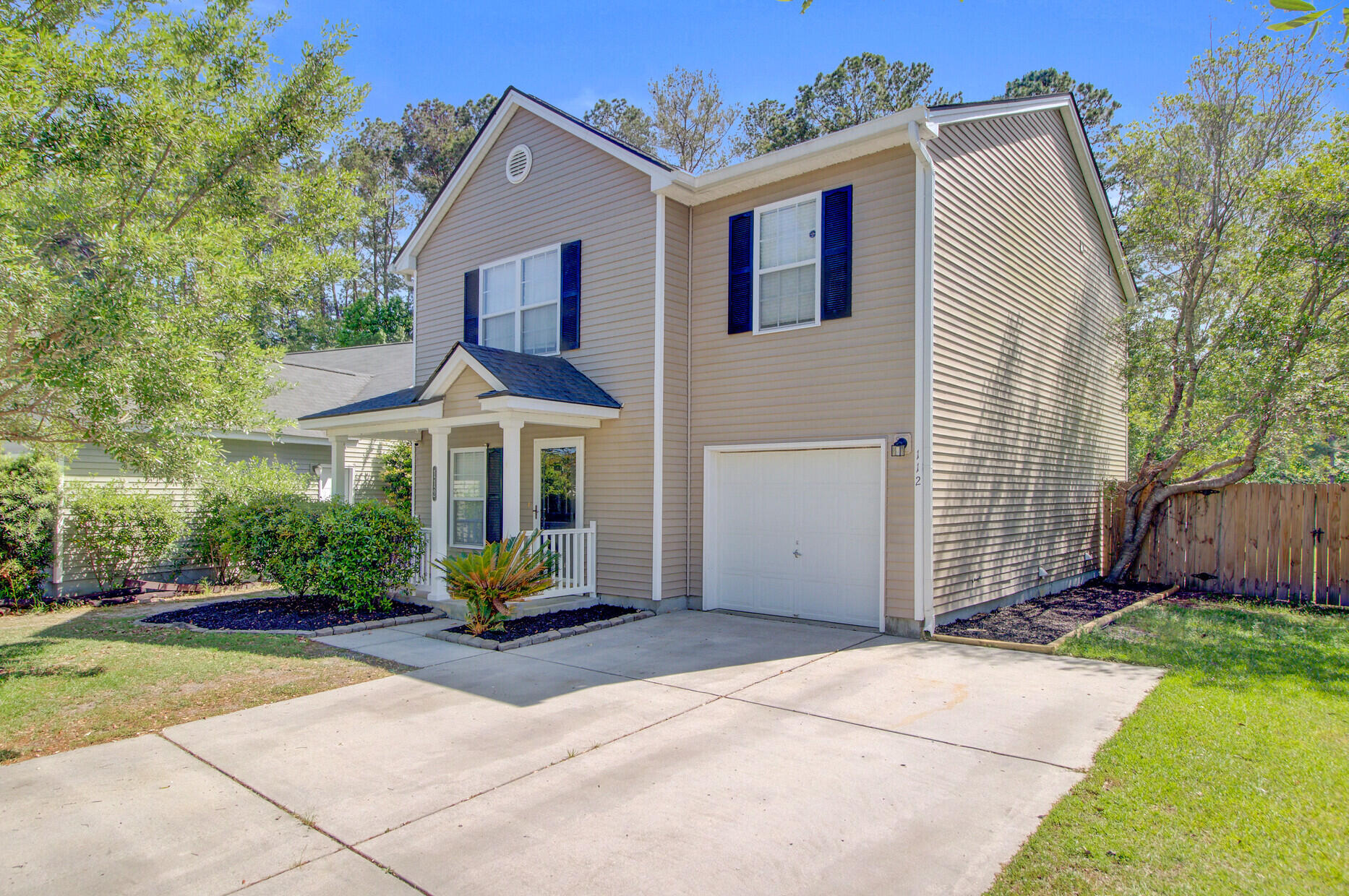 112 Avonshire Drive  Summerville SC 29483 photo