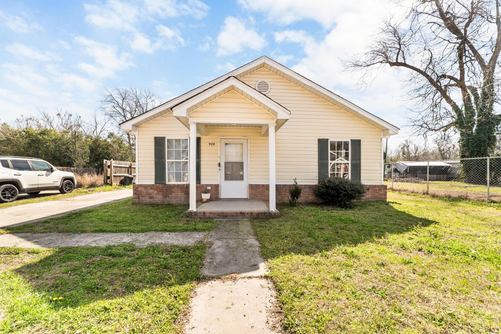 Property Photo:  920 Woods Street  SC 29115 