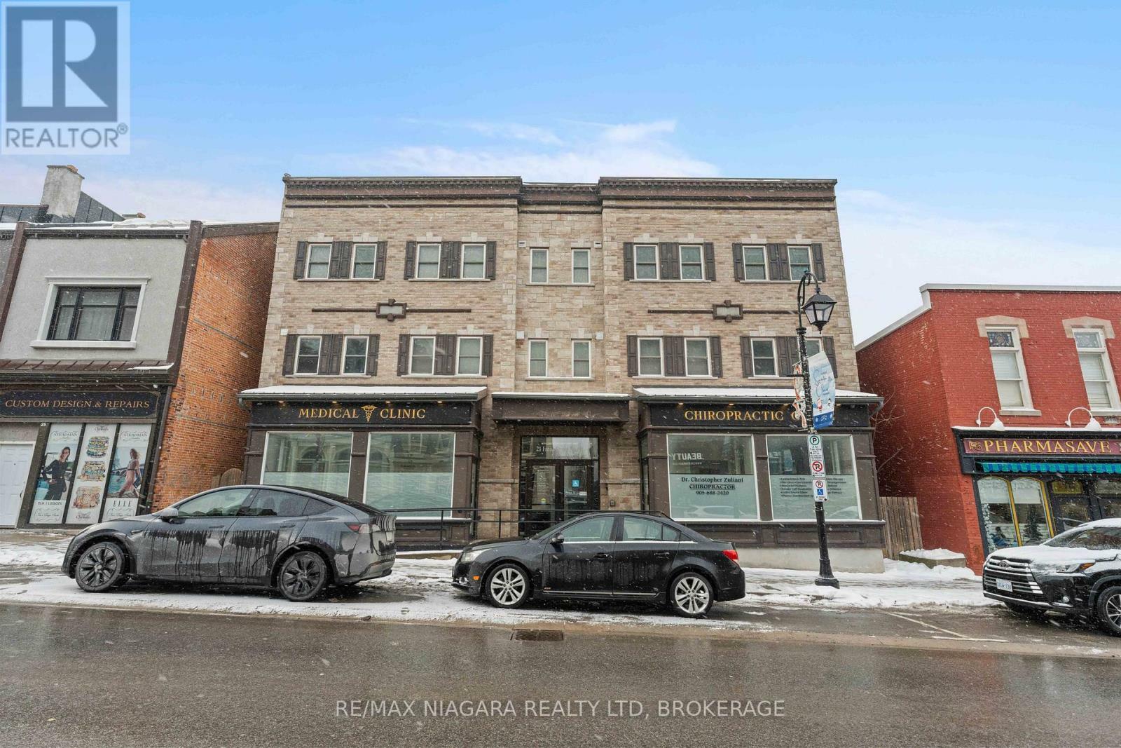 Photo de la propriété: 21 Front Street ON L2V 1W8