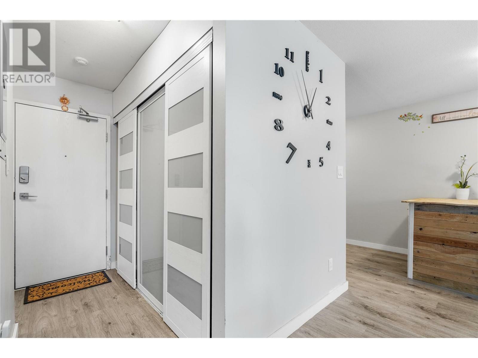 435 Franklyn Road 102  Kelowna BC V1X 5X6 photo