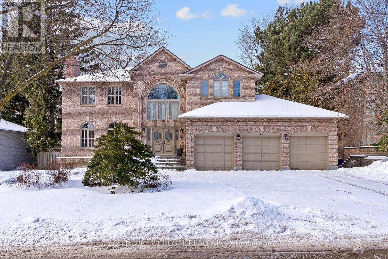 Property Photo:  78 Gerald Street West  ON M2L 2M8 