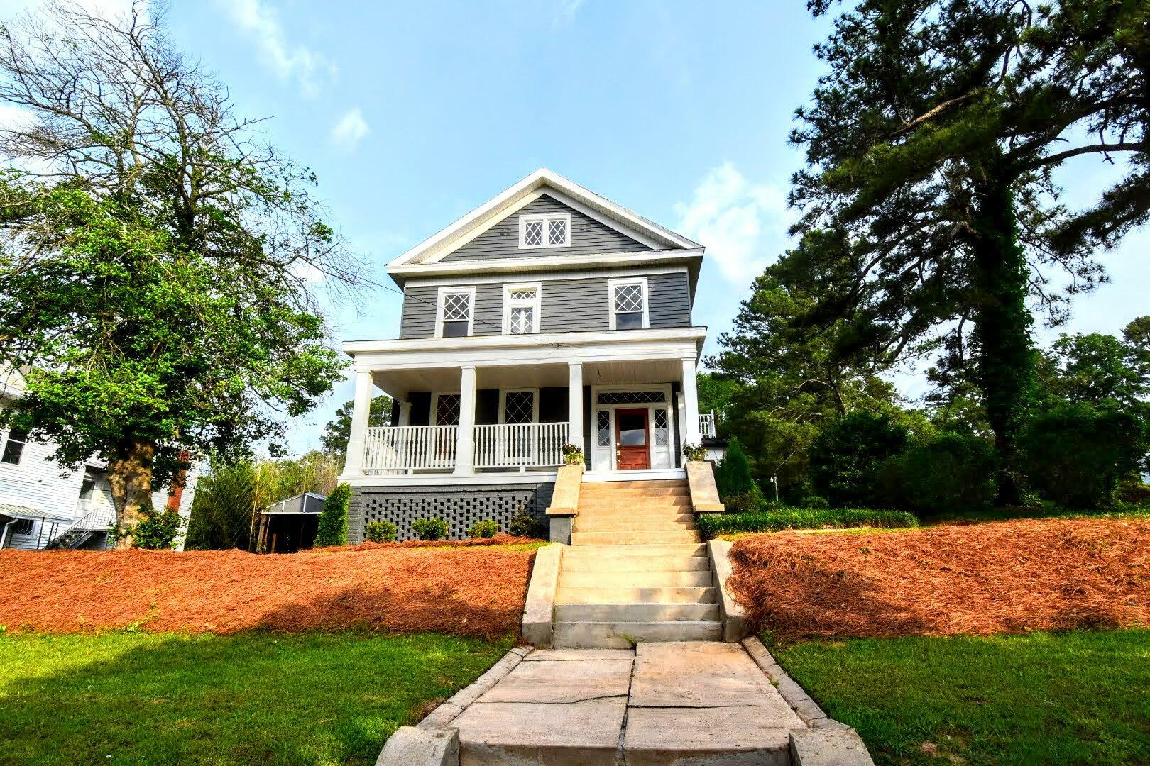 Property Photo:  826 Georgia Avenue  SC 29841 