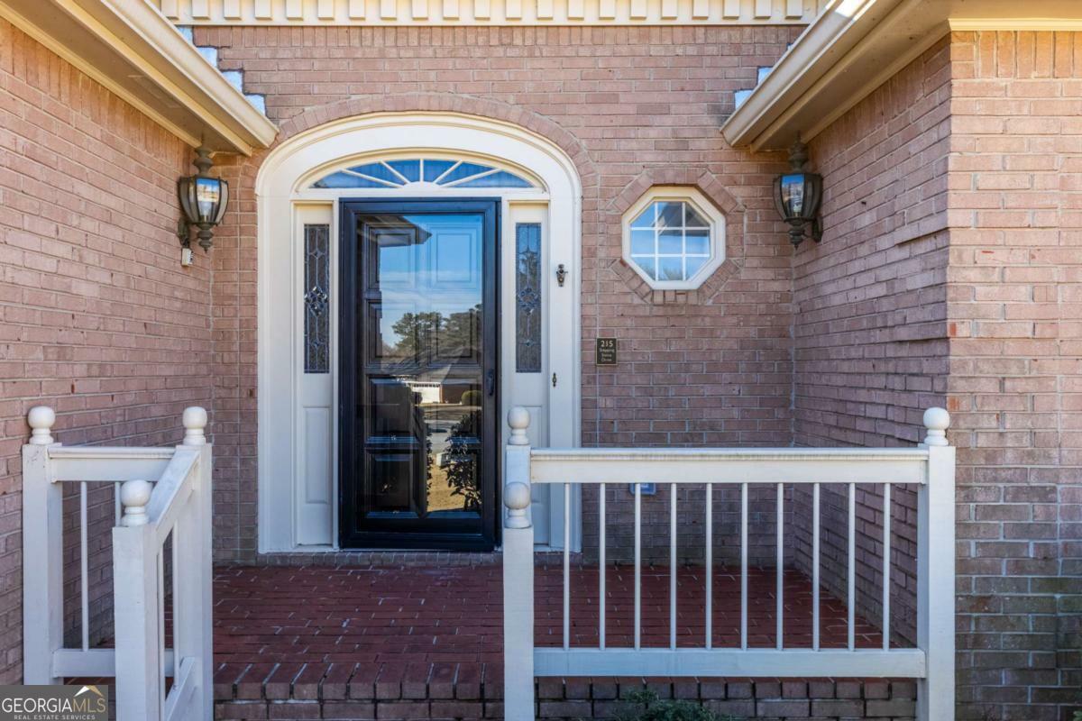 Property Photo: 215 Stepping Stone Drive GA 30004