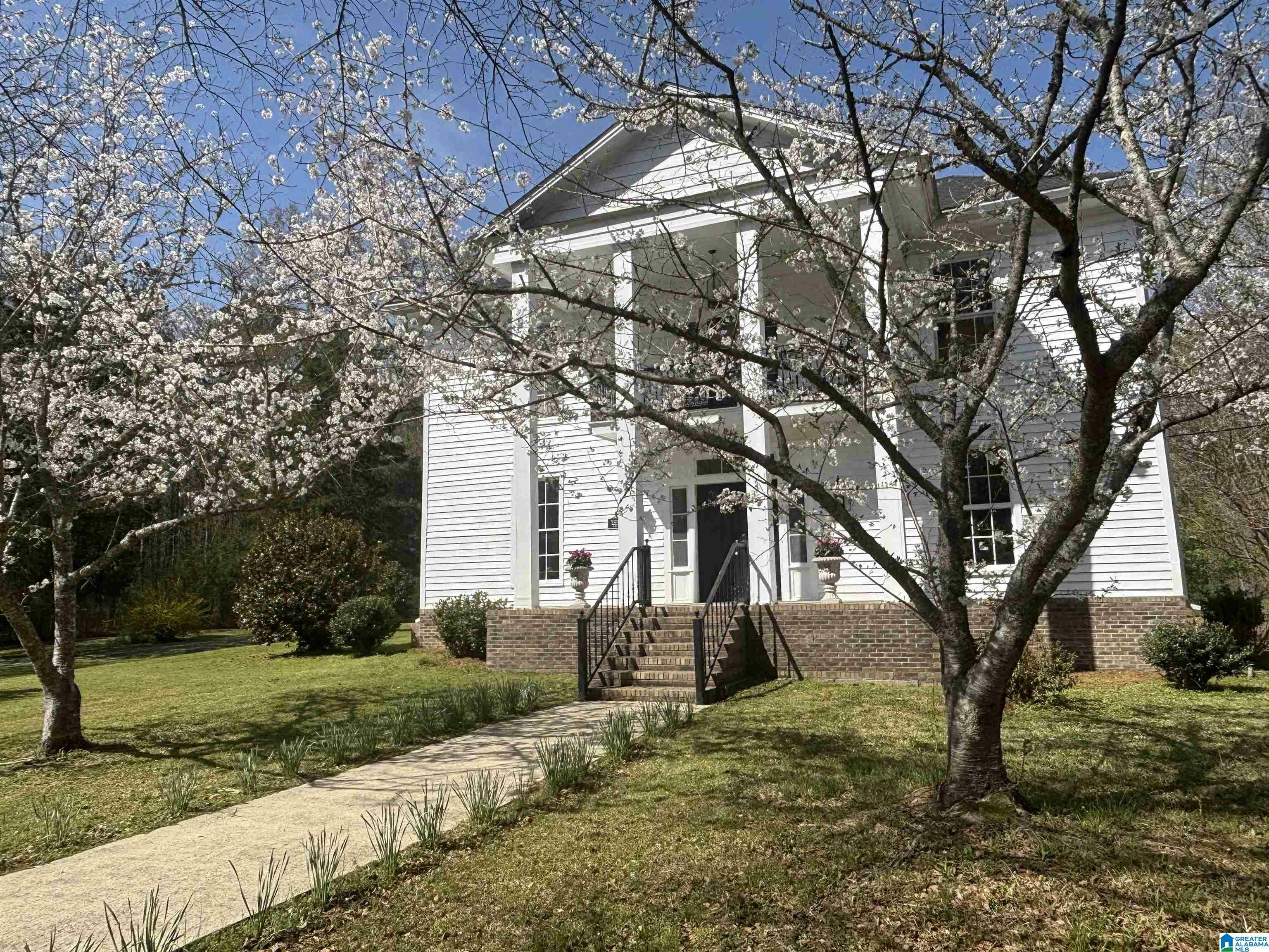 Property Photo: 5154 Plantersville Road AL 35014