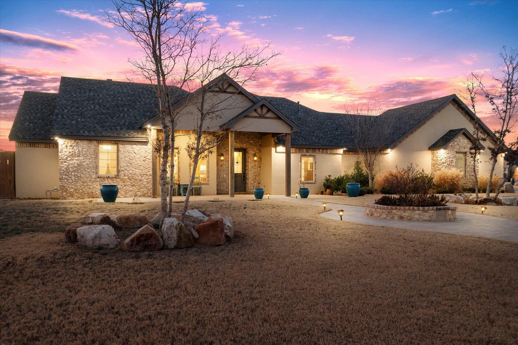 Property Photo:  16904 County Road 2110  TX 79423 