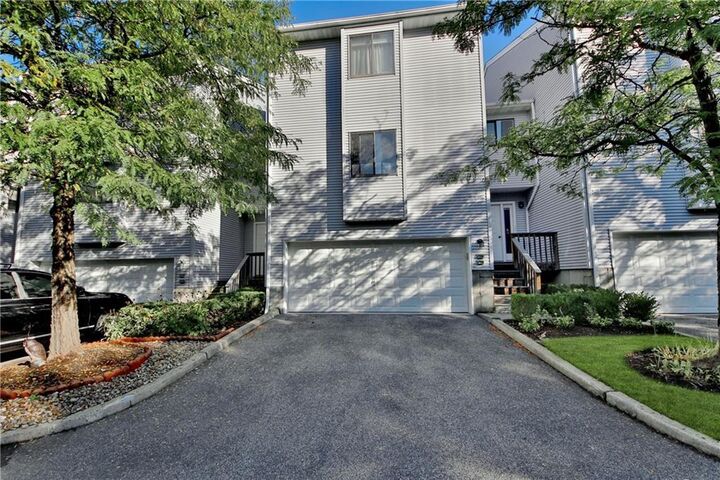 70 Chester Lane  Nanuet NY 10954 photo