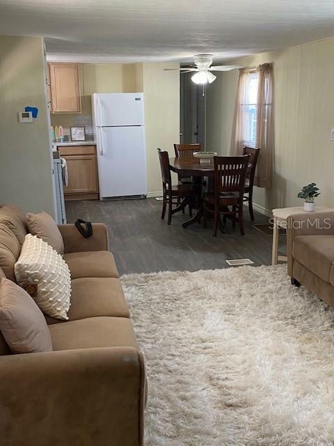 Property Photo: 36416 Cordova Circle FL 33541