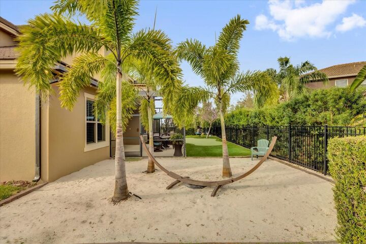 Property Photo:  11507 Center Lake Drive  FL 34786 