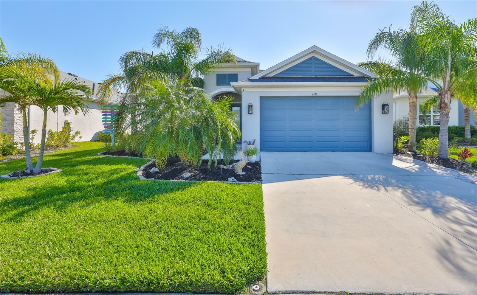 Property Photo: 4516 Renwick Drive FL 34219