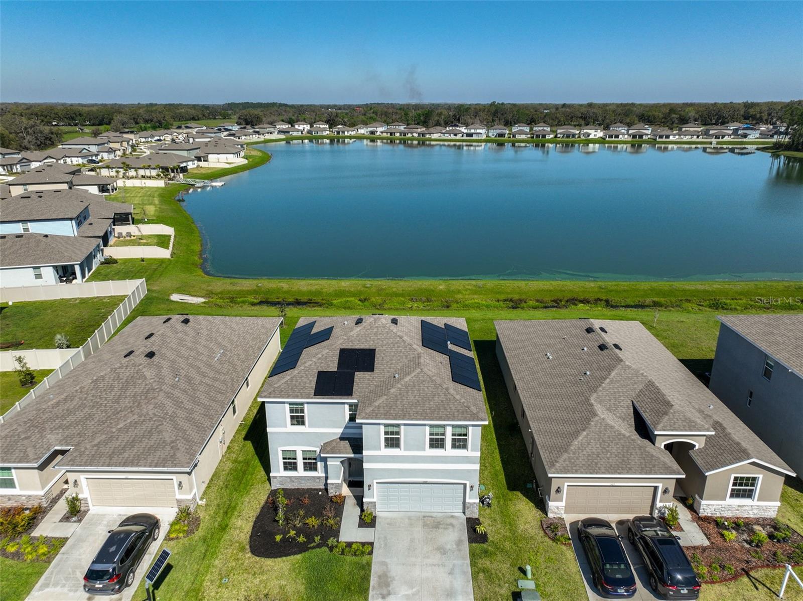 Property Photo: 1407 Tropical Oasis Avenue FL 33565