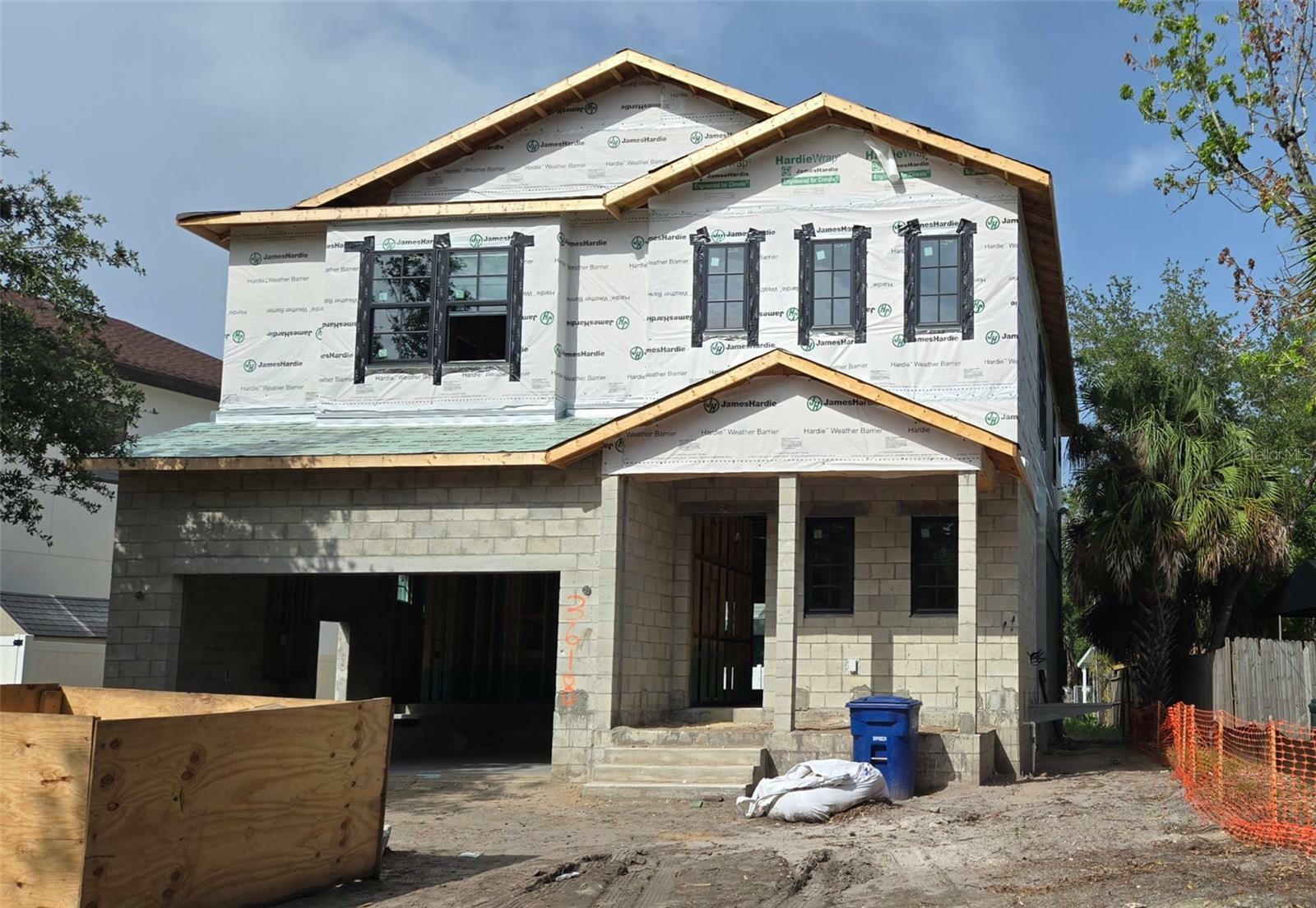 Property Photo: 3618 W Royal Palm Circle FL 33629
