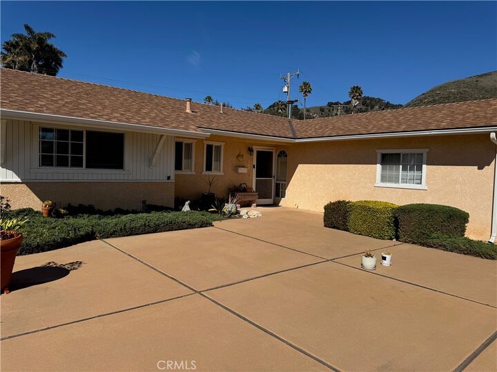 Property Photo:  128 Paddock Avenue  CA 93449 