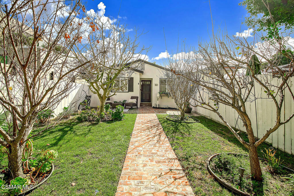 Property Photo:  760 Rosecrans Avenue  CA 90266 