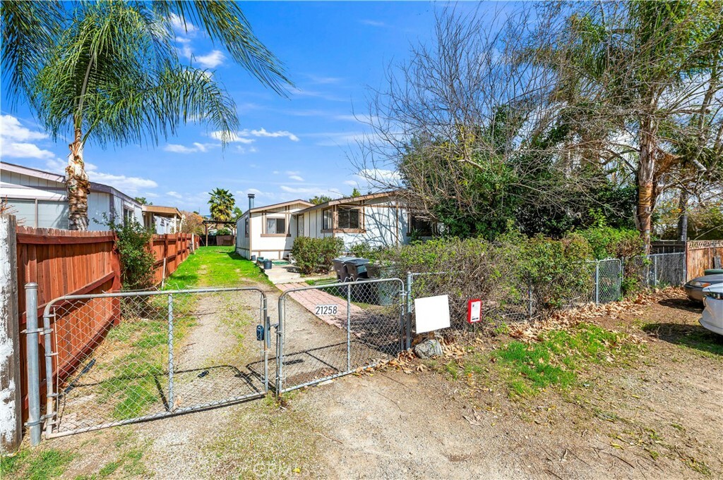 Property Photo:  21258 Illinois Street  CA 92595 