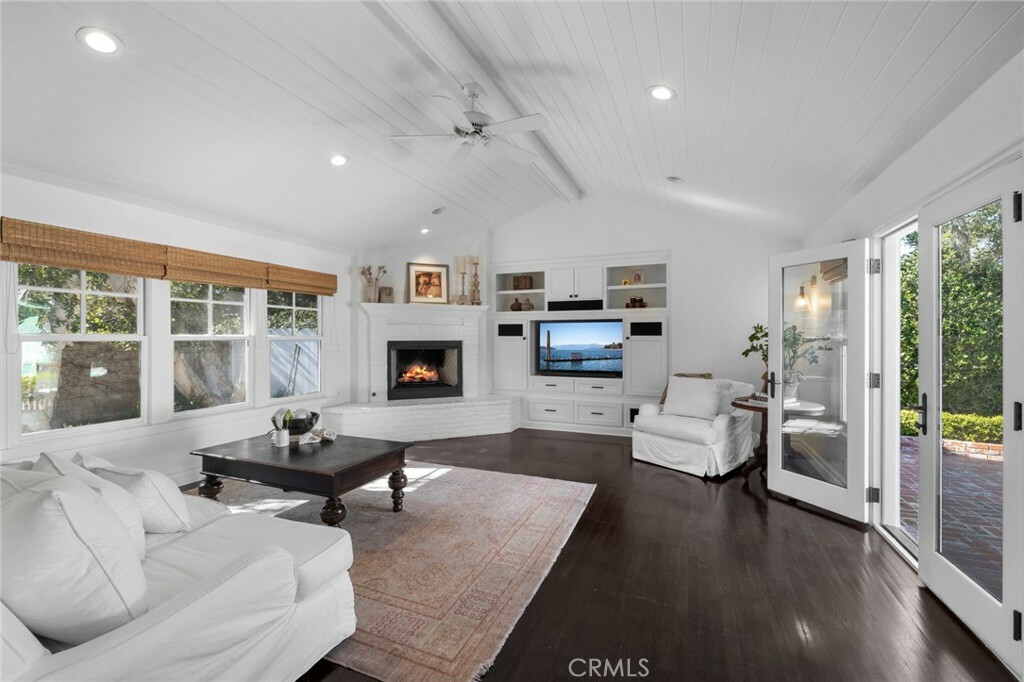 Property Photo: 1533 Priscilla Lane CA 92660