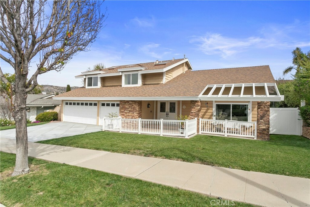 Property Photo:  1347 N Catalina Street  CA 92869 