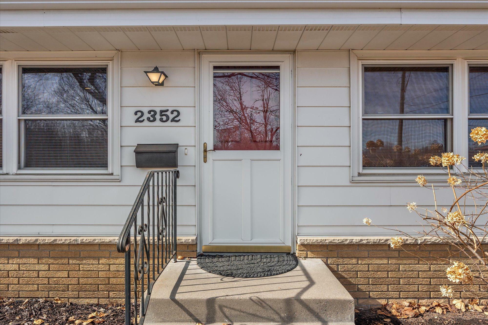 Property Photo:  2352 Coolidge Street NE  MN 55418 