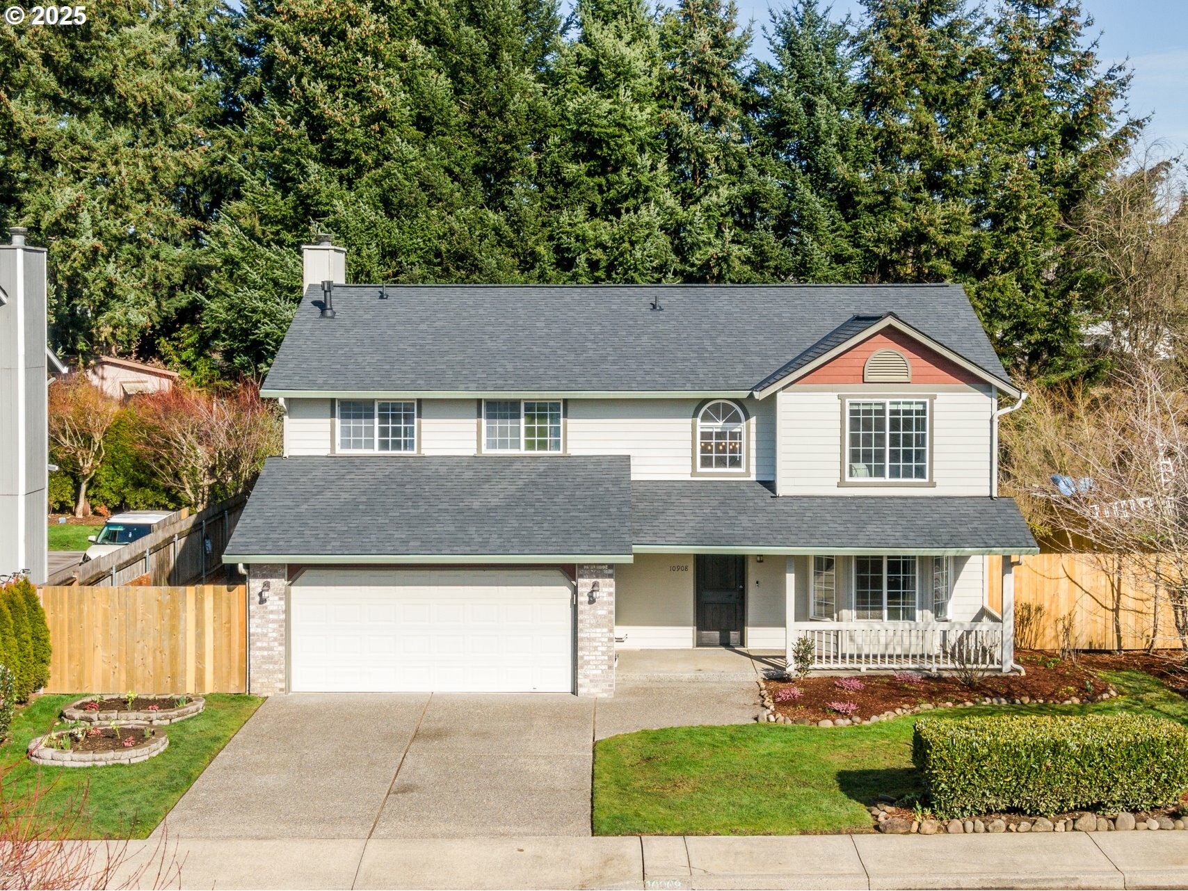 Property Photo: 10908 NE 80th St WA 98662
