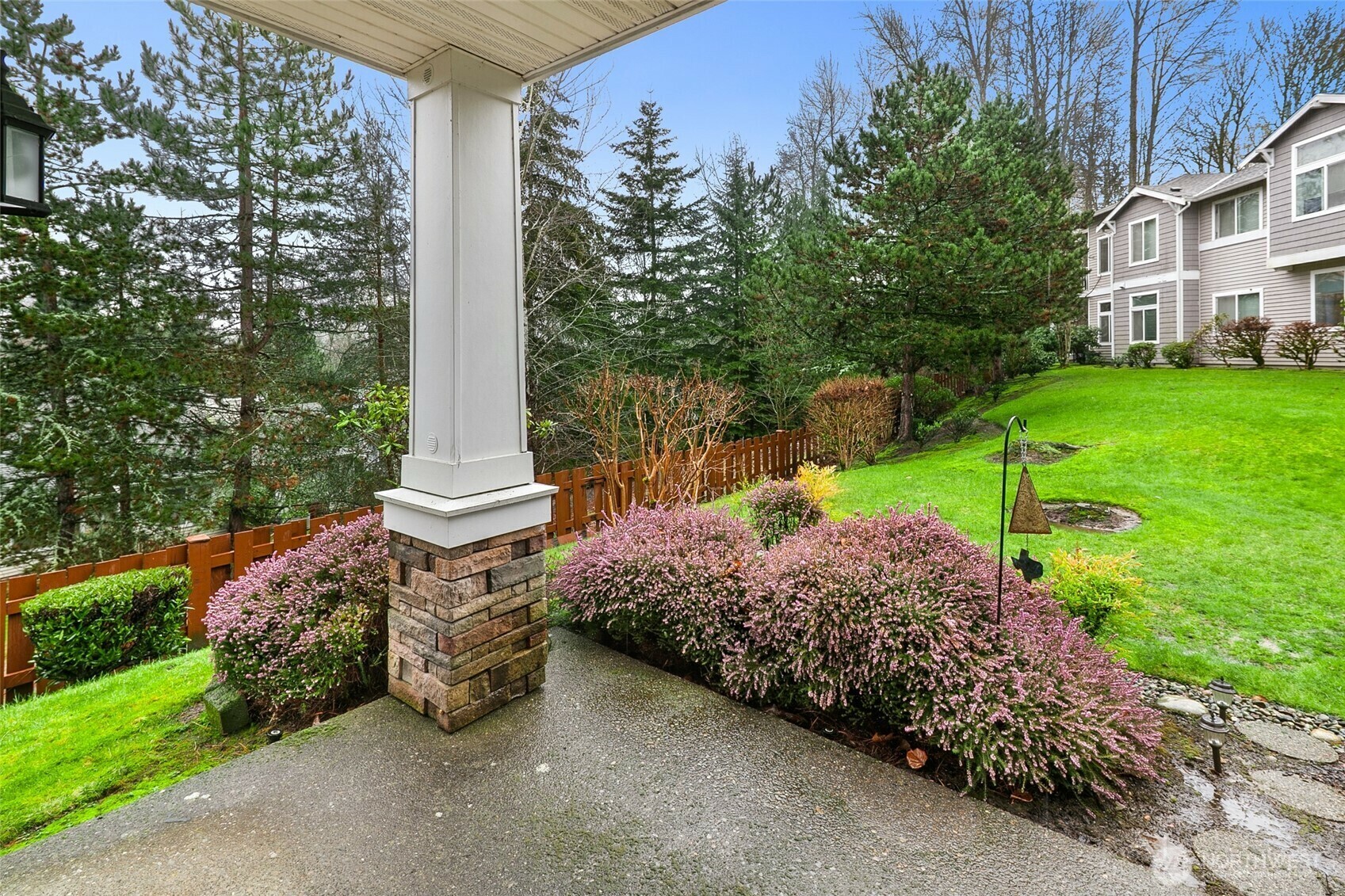 Property Photo: 22226 42nd Avenue S 104 WA 98032