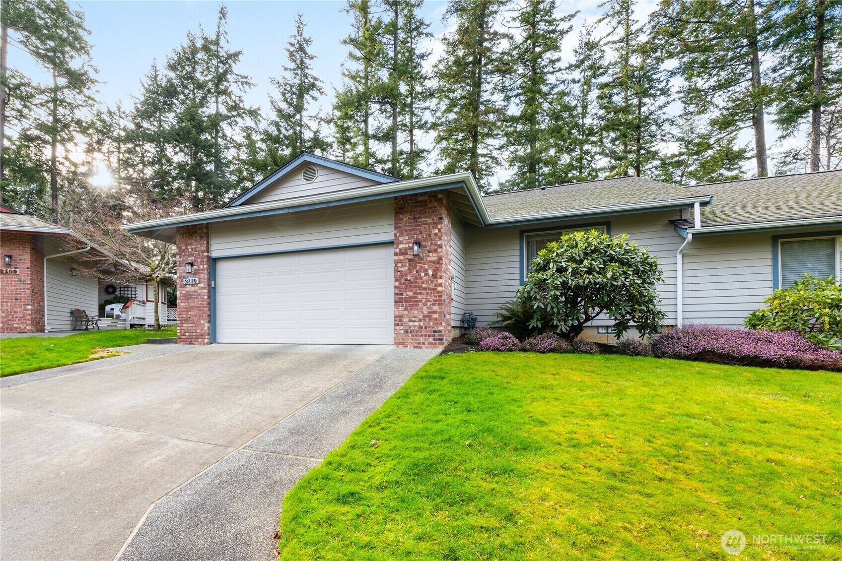 Property Photo: 2110 Creekside Cir WA 98221