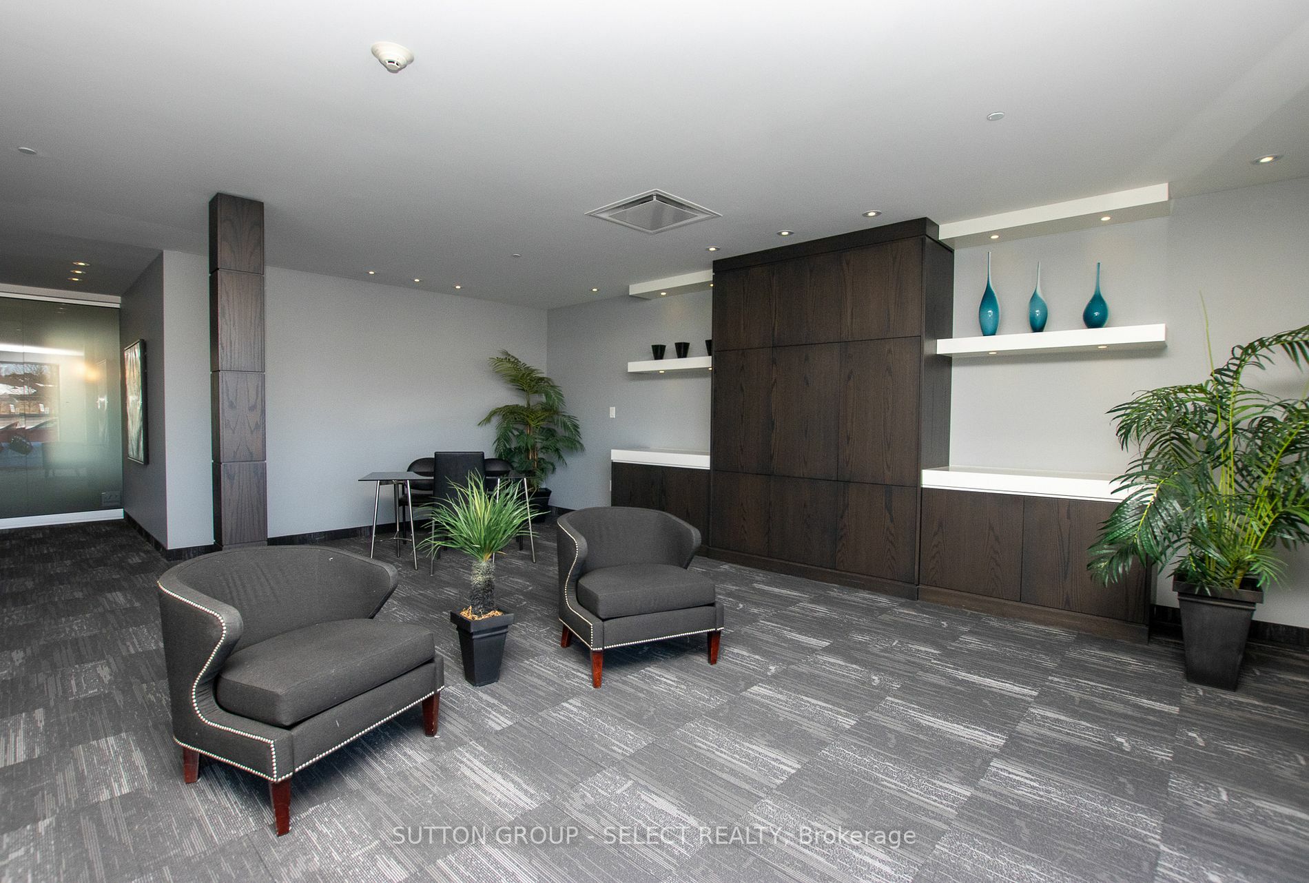 Property Photo:  1705 Fiddlehead Pl 208  ON N5G 5M6 