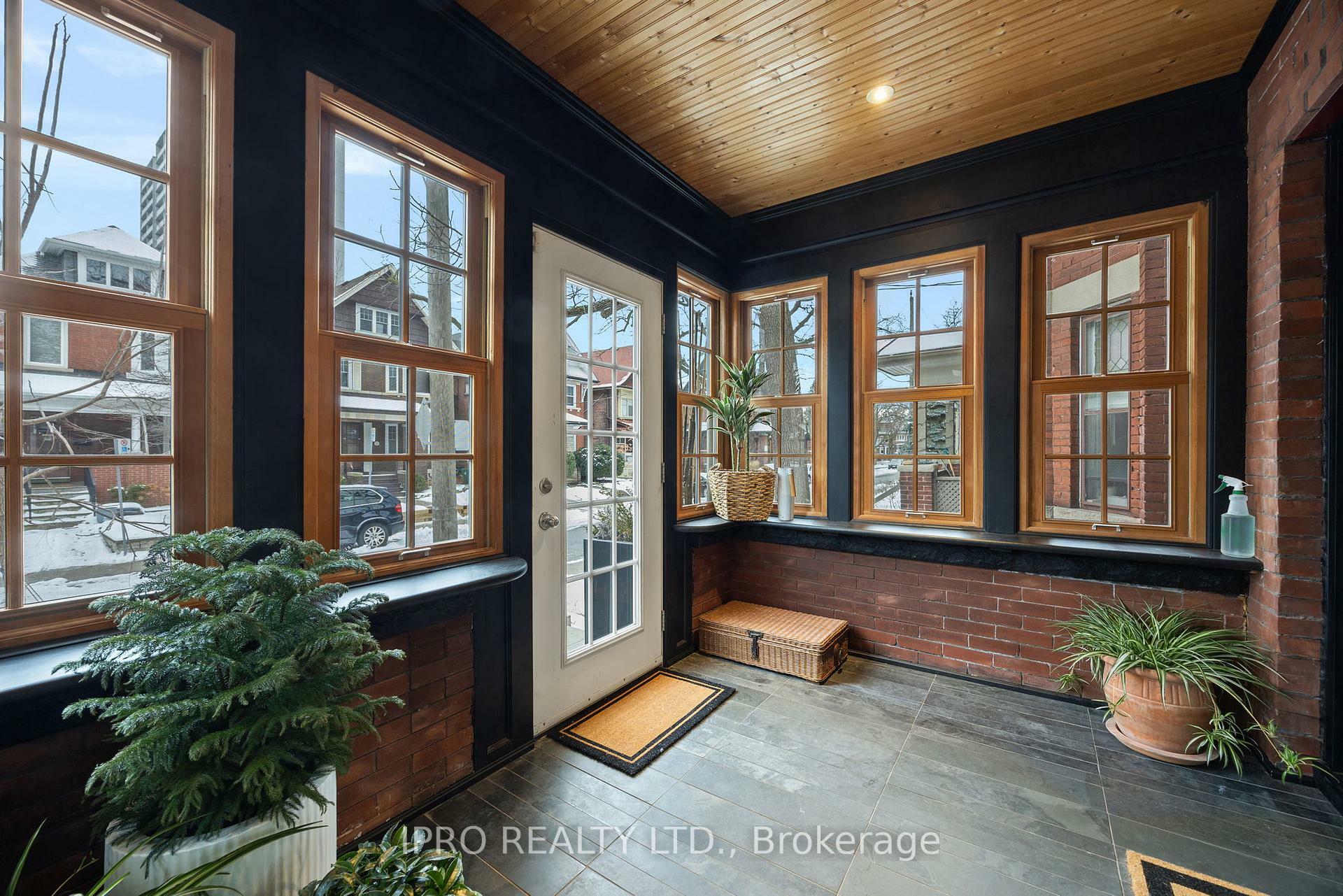 Property Photo: 20 Fairview Boulevard ON M4K 1L9