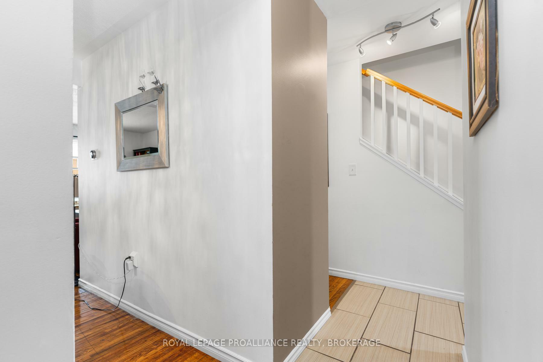 Property Photo:  126 Notch Hill Road 3  ON K7M 2X1 
