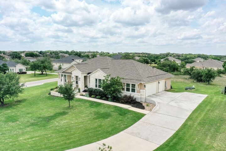 Property Photo: 449 Ocate Mesa Trail TX 78642