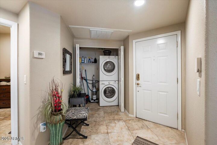 Property Photo:  10030 W Indian School Road 203  AZ 85037 