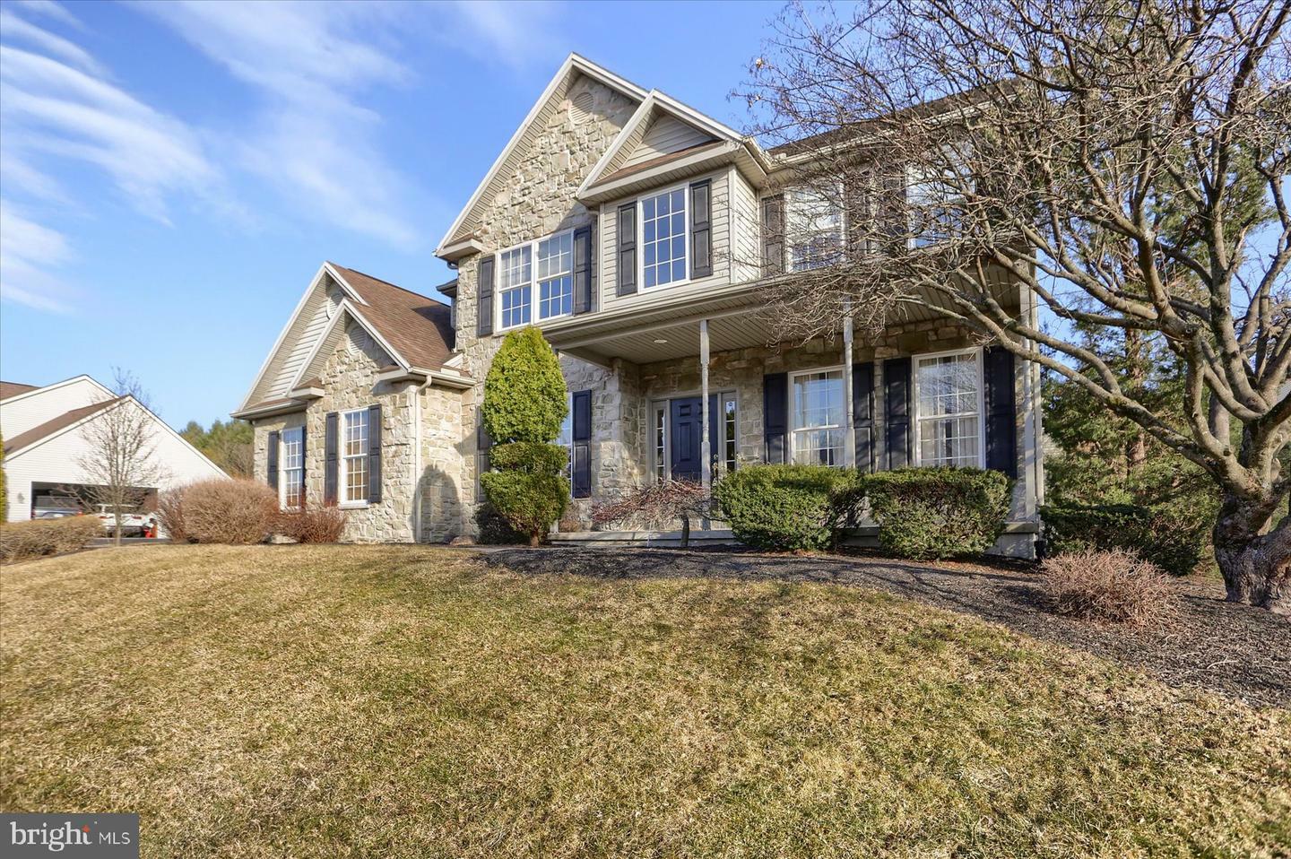 Property Photo:  1312 Abington Way  PA 17050 