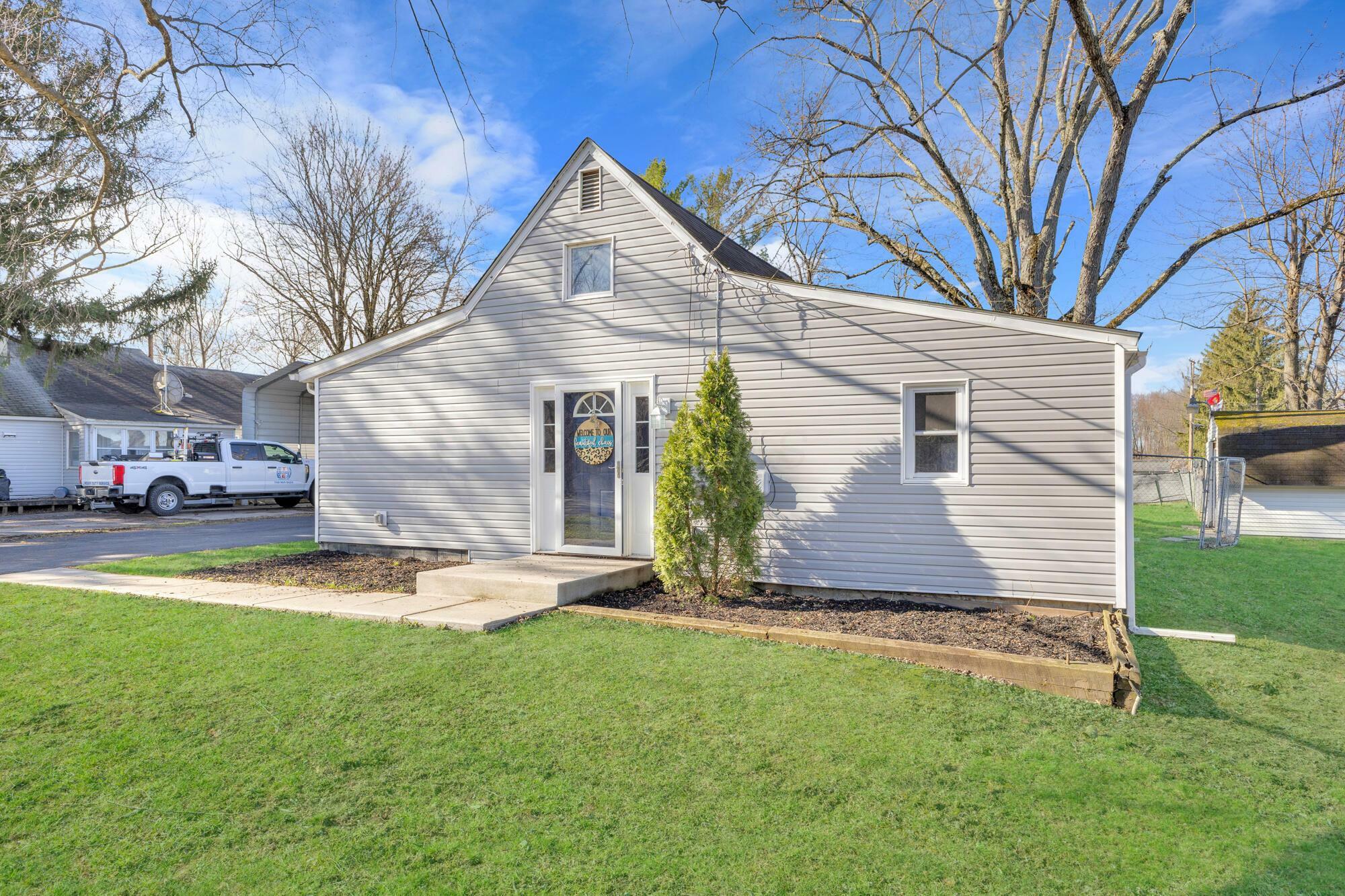 Property Photo: 143 Walnut Street OH 43074