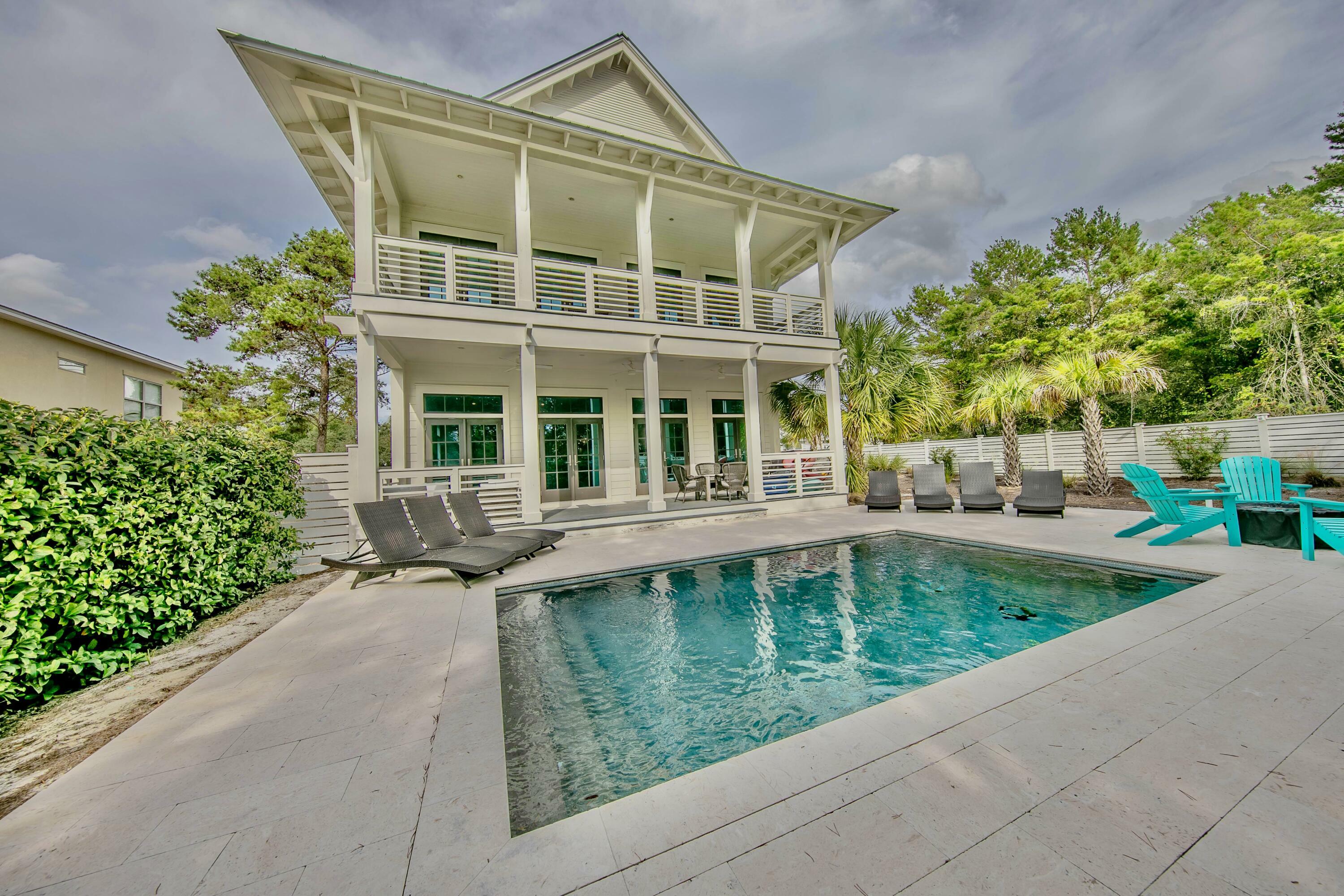 Property Photo: 45 Mary Street FL 32459
