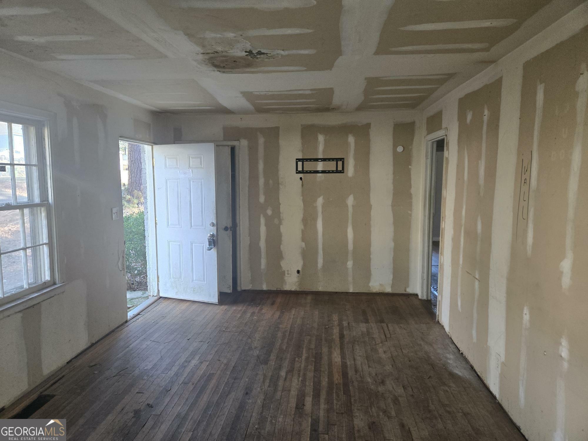 Property Photo: 2909 Diana Drive SW GA 30315