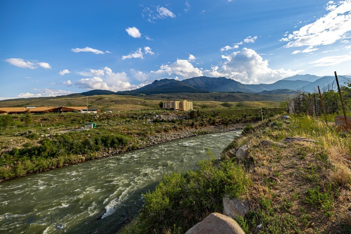 Property Photo:  104 Vista Street  MT 59030 